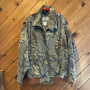 Redhead vintage camo zip up jacket